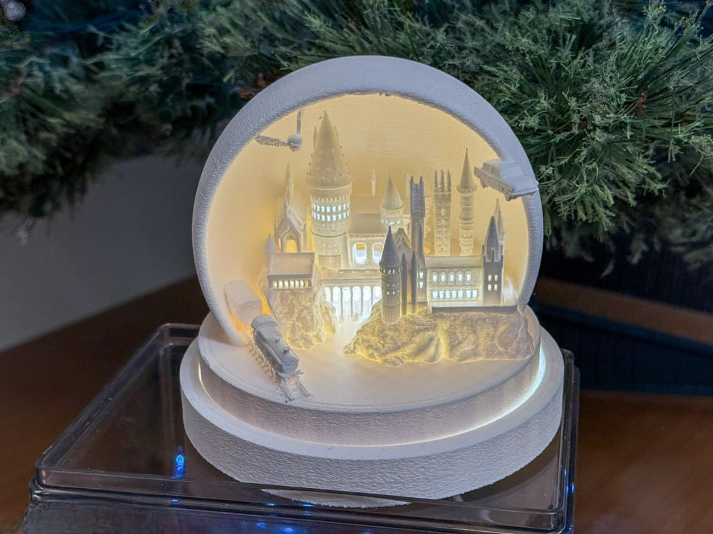 Hogwarts Castle Globe Lamp