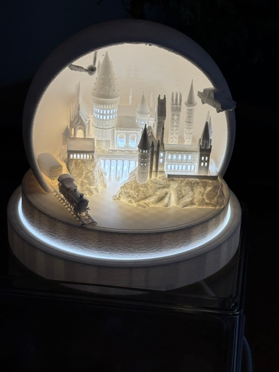 Hogwarts Castle Globe Lamp